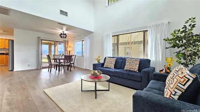 $1,350,000 | 92-1526 Punawainui Street, Kapolei, HI 96707
