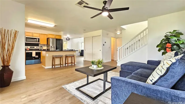 $1,350,000 | 92-1526 Punawainui Street, Kapolei, HI 96707