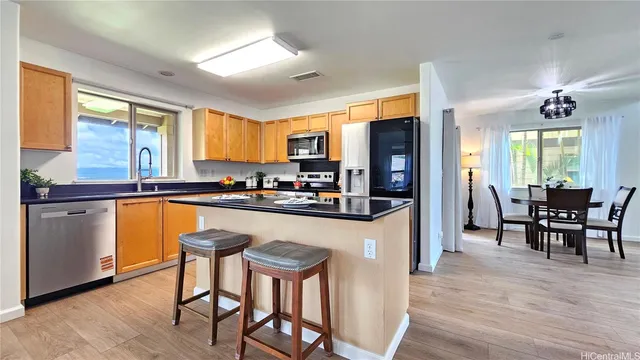 $1,350,000 | 92-1526 Punawainui Street, Kapolei, HI 96707