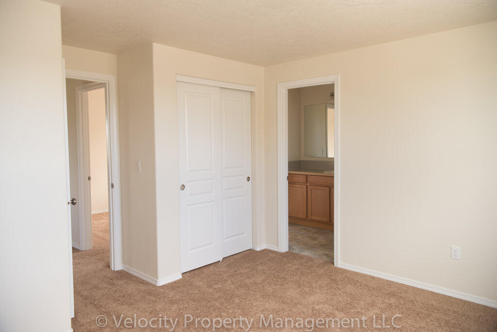 61830 Azalia Place Bend, OR 97702 - Photo 11 of 12 AmandaMaeImages-Azalia-46 (002)