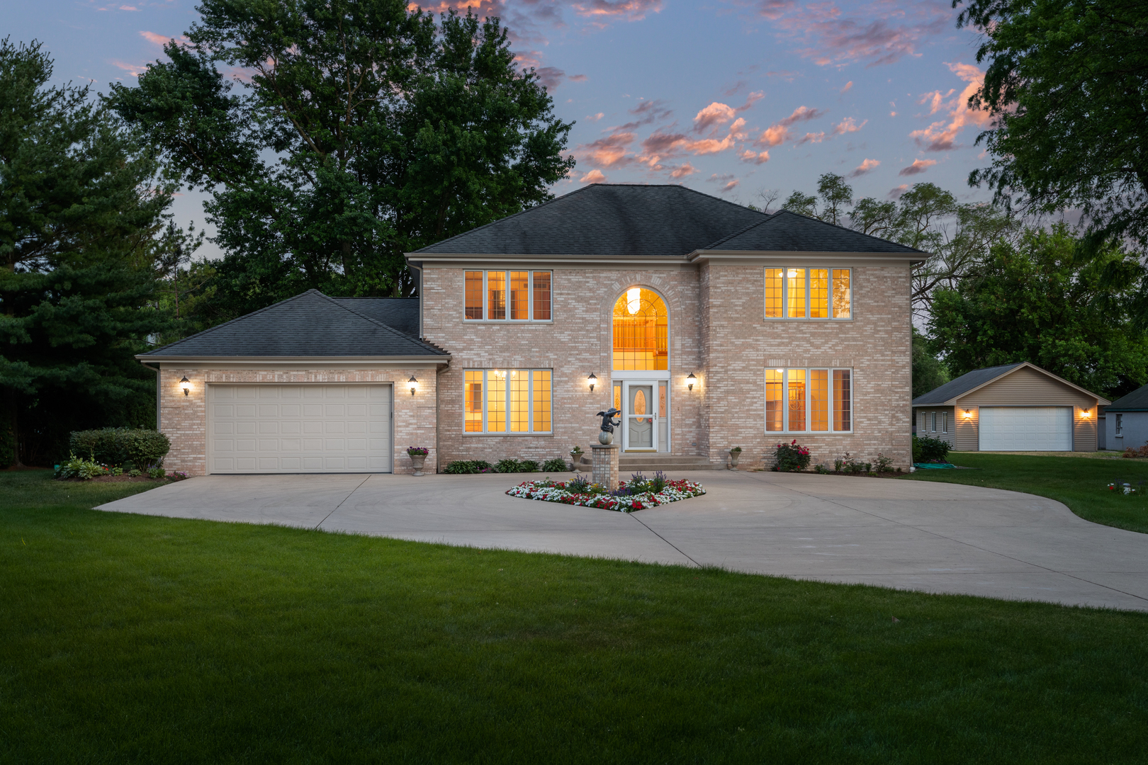 25W441 Plank Road Naperville, IL 60563 - Photo 1 of 35