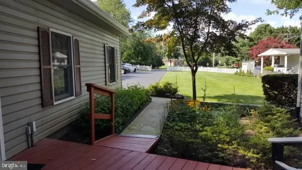 $1,300 | 7715-studio 7715-studio 7715-studio Idylwood Rd Falls, Unit STUDIO, Falls Church, VA 22043