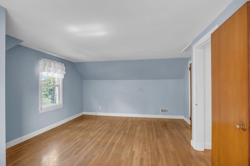 28 Monroe Road Salem, MA 01970 - Photo 21 of 31 Gallery Image 21
