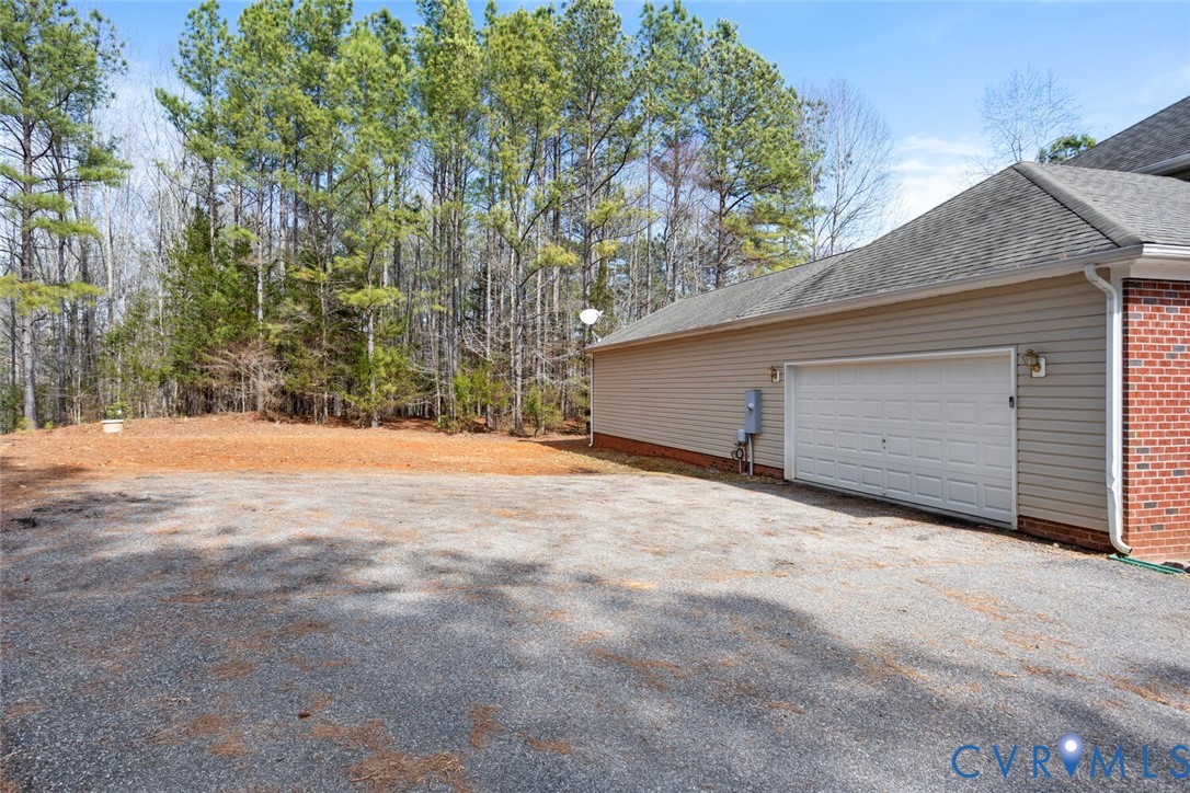 15650 River Road Chesterfield, VA 23838 - Photo 4 of 50