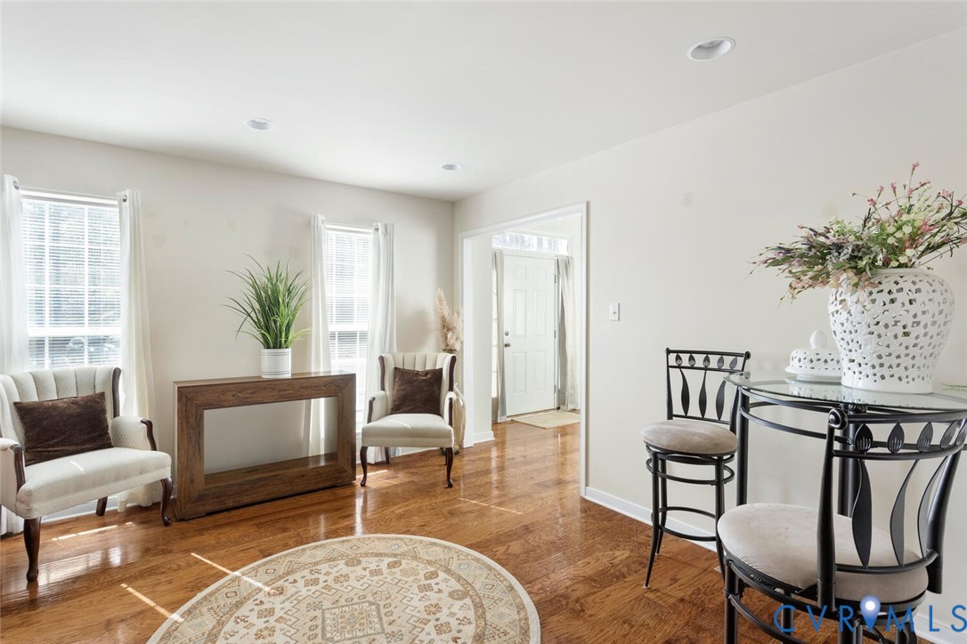 15650 River Road Chesterfield, VA 23838 - Photo 6 of 50 a living room with furniture and a potted plant