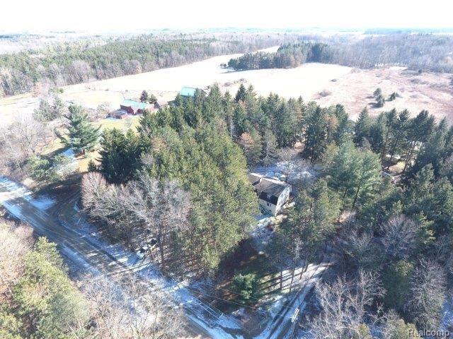 5676 Hasslick Road North Branch, MI 48461 - Photo 33 of 33 2-13-17 044.jpg