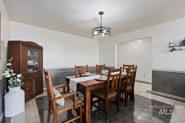 $1,295,000 | 125 East 50 North, Jerome, ID 83338