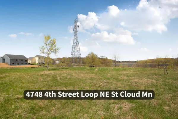 $99,900 | 4748 4th St Loop Northeast, St. Cloud, MN 56304
