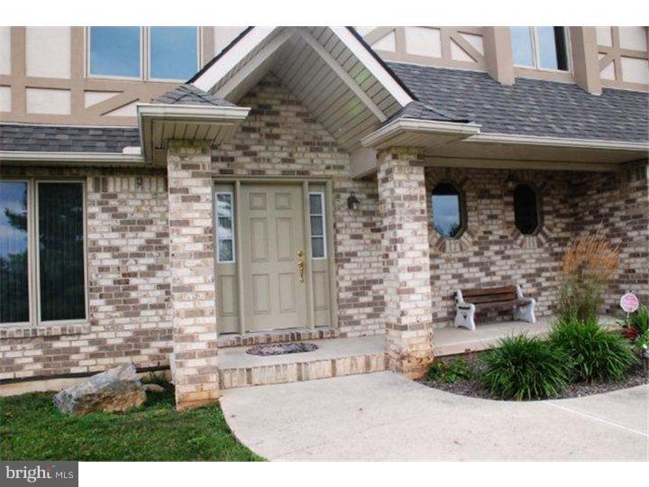 3730 Apple Road Orefield, PA 18069 - Photo 3 of 25 Gallery Image 3