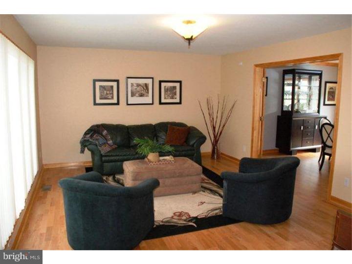 3730 Apple Road Orefield, PA 18069 - Photo 6 of 25 Gallery Image 6