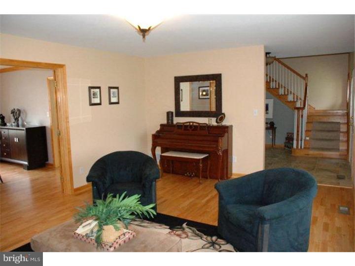 3730 Apple Road Orefield, PA 18069 - Photo 8 of 25 Gallery Image 8