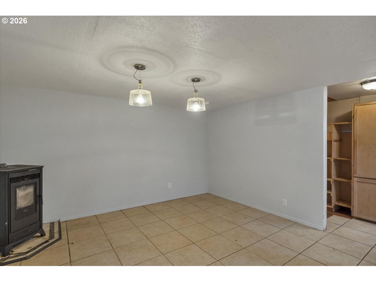 376 Olalla Road Toledo, OR 97391 - Photo 15 of 46