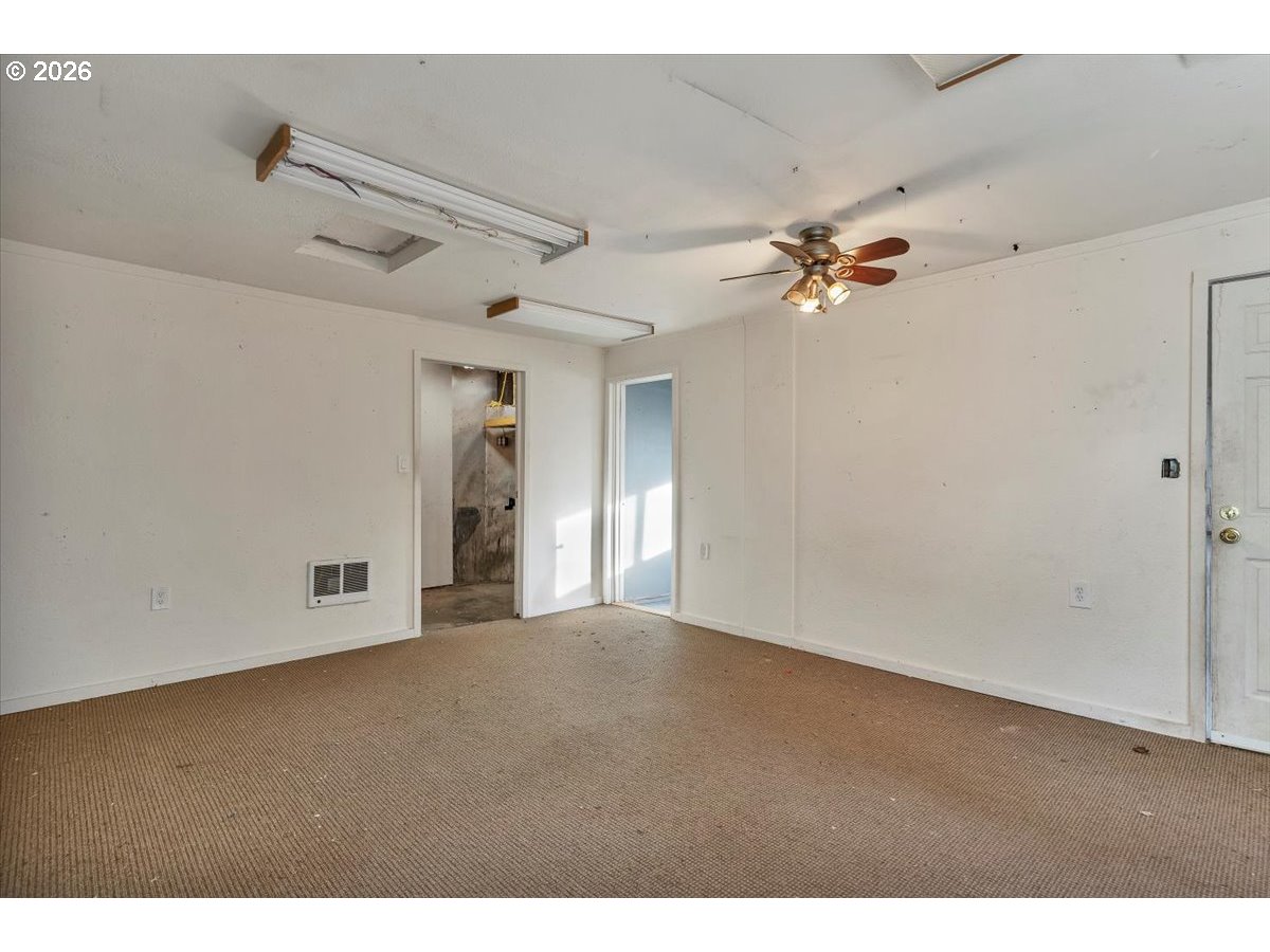 376 Olalla Road Toledo, OR 97391 - Photo 31 of 46