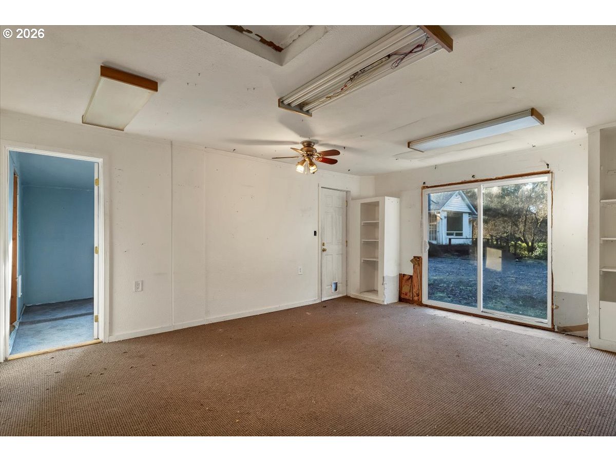 376 Olalla Road Toledo, OR 97391 - Photo 32 of 46