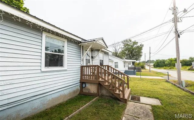$99,000 | 304 West Hunt Street, Salem, MO 65560