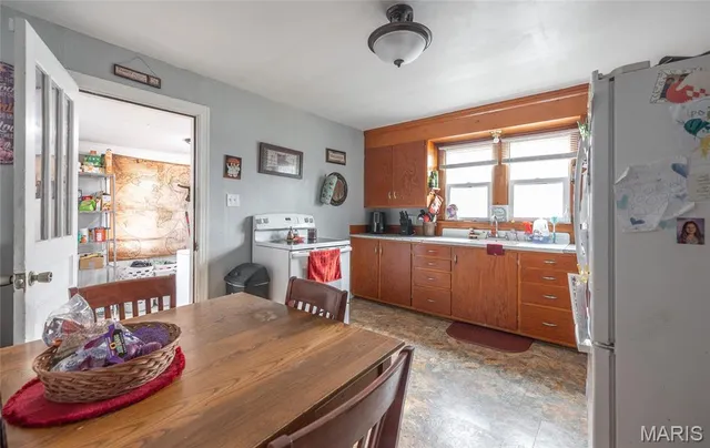 $99,000 | 304 West Hunt Street, Salem, MO 65560