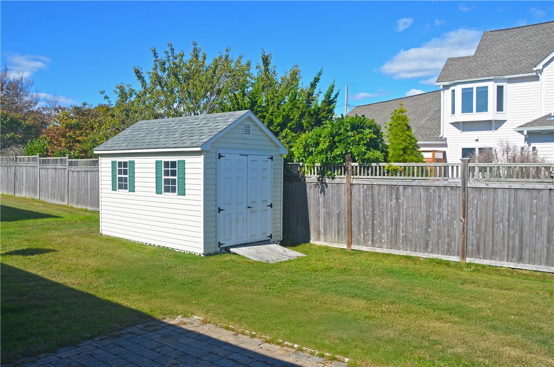 8 Pocono Road Narragansett, RI 02882 - Photo 18 of 19 Gallery Image 18