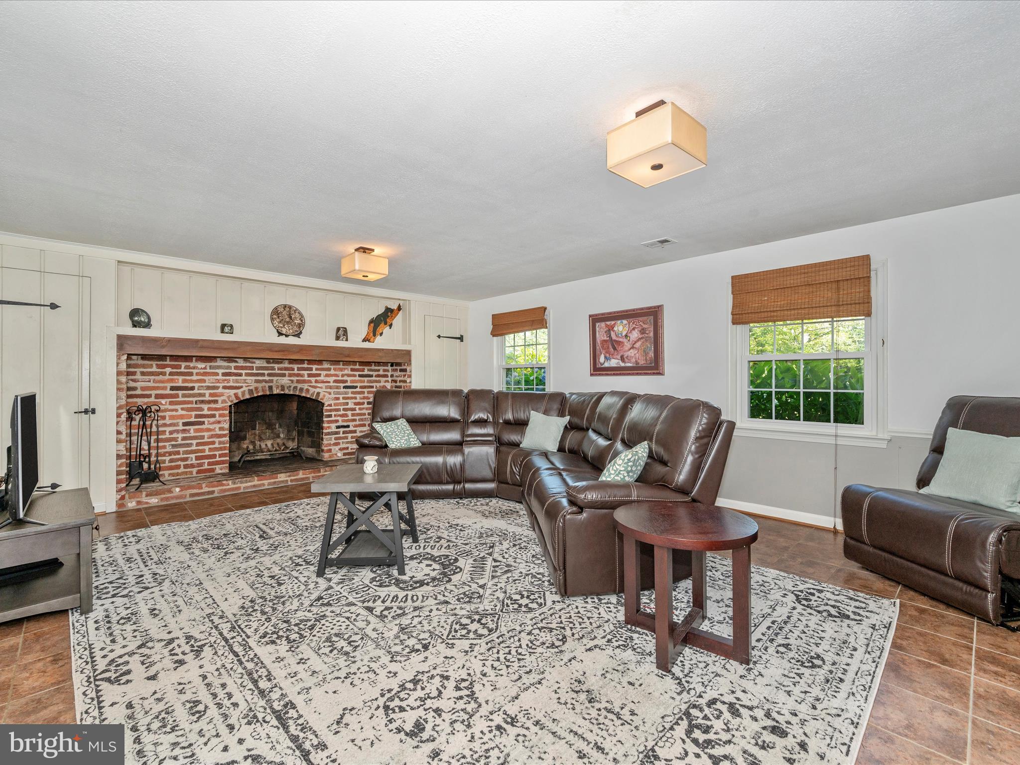13312 Locksley Lane Silver Spring, MD 20904 - Photo 5 of 102 Family Room