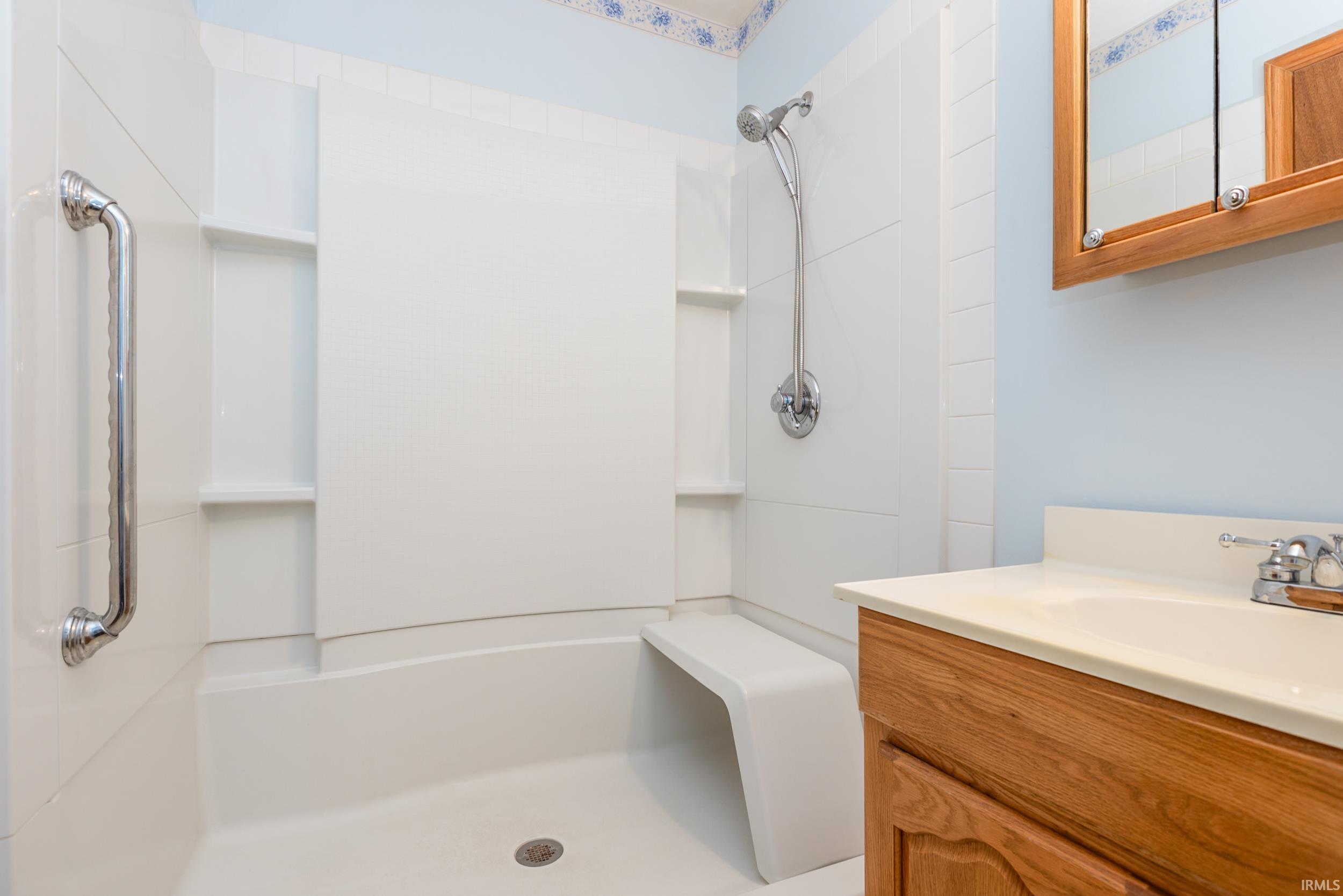 5106 South Harmony Road Bloomington, IN 47403 - Photo 34 of 36 Gallery Image 34