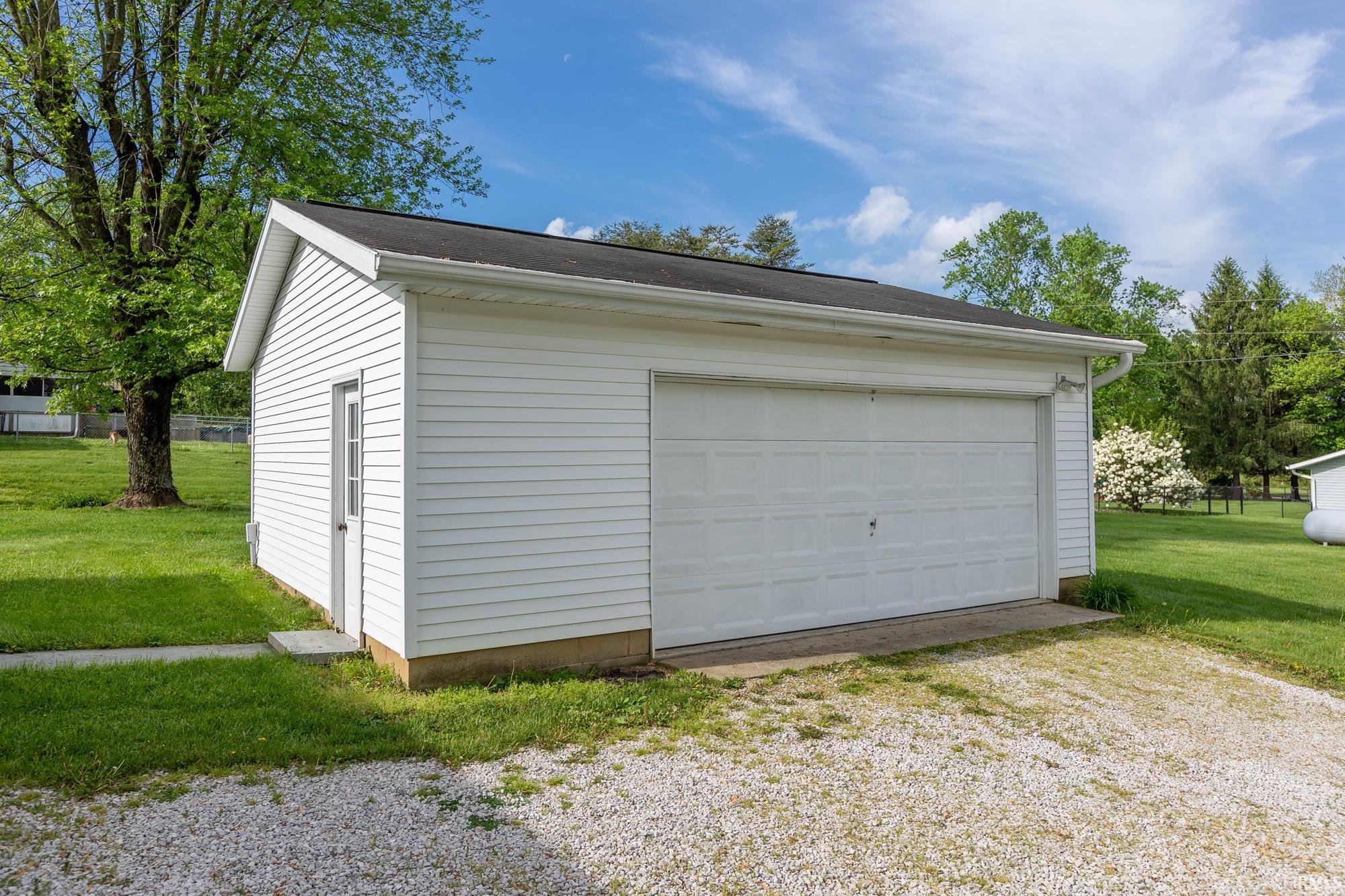 5106 South Harmony Road Bloomington, IN 47403 - Photo 36 of 36 Gallery Image 36
