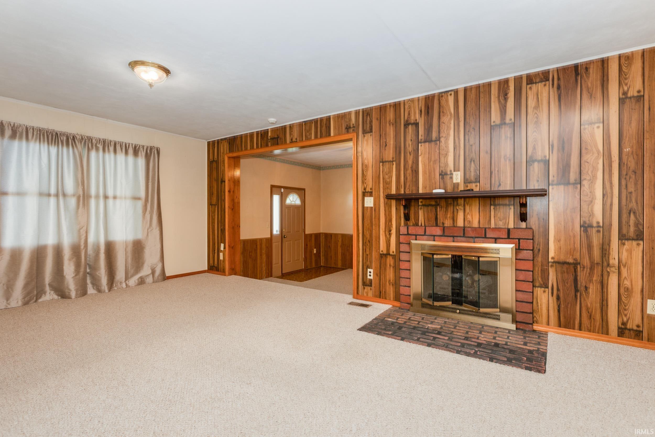 5106 South Harmony Road Bloomington, IN 47403 - Photo 8 of 36 Gallery Image 8