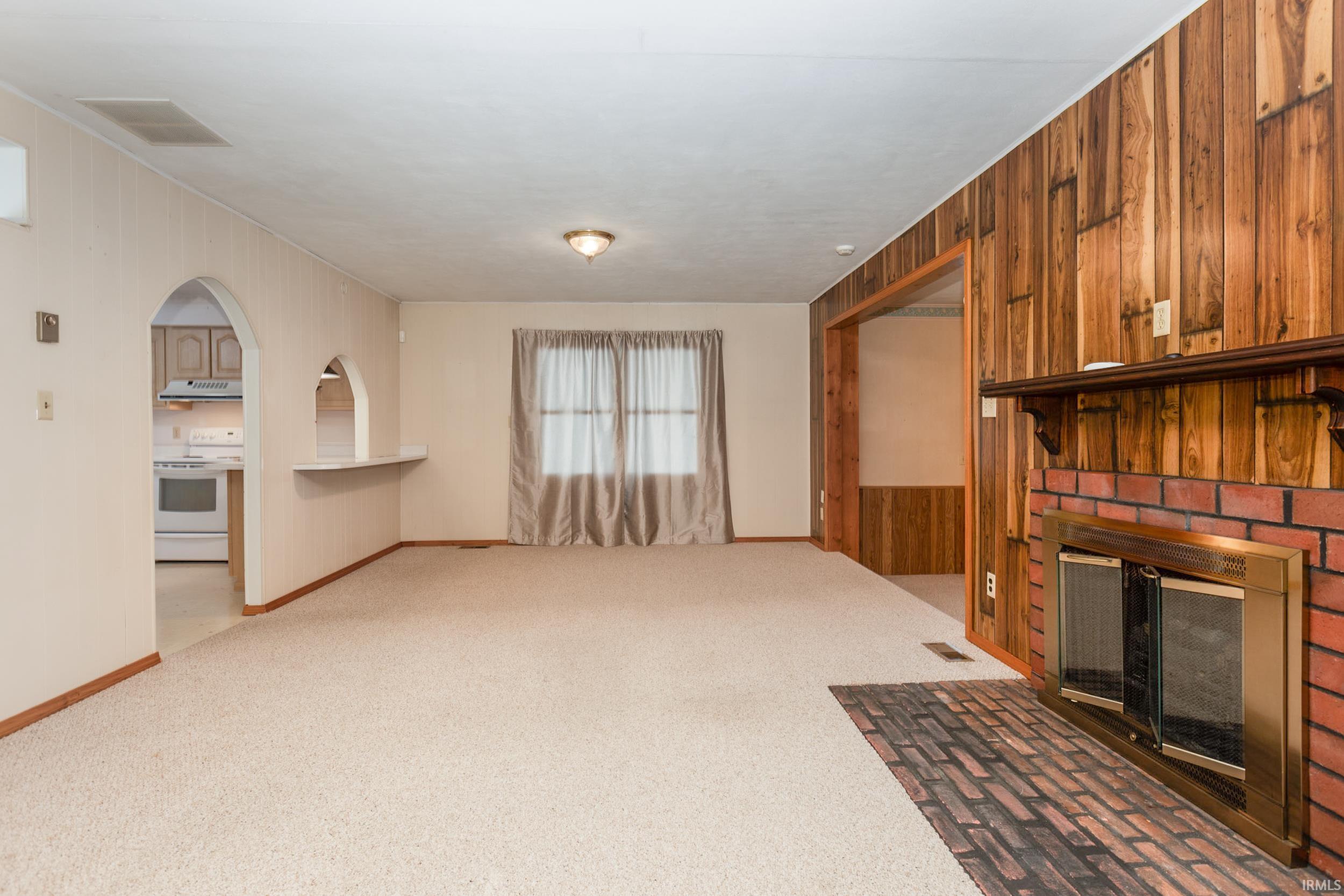 5106 South Harmony Road Bloomington, IN 47403 - Photo 10 of 36 Gallery Image 10