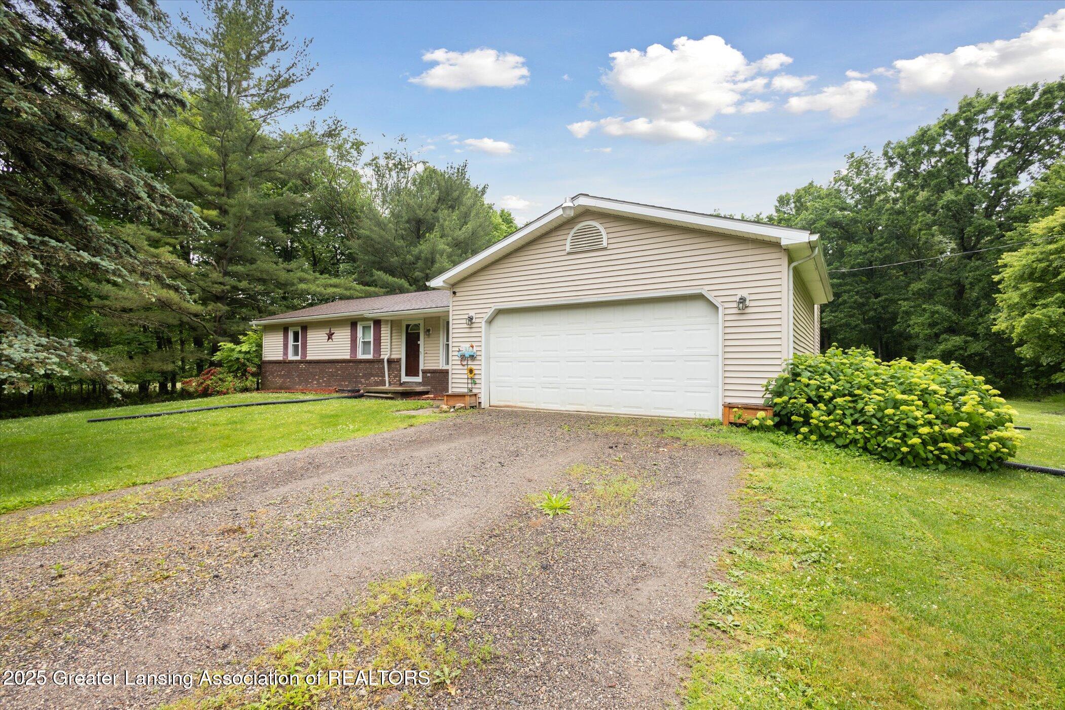 5848 South St Clair Road St. Johns, MI 48879 - Photo 42 of 54 36-5848-S-St-Clair-Rd-St-Johns-MI-48879-