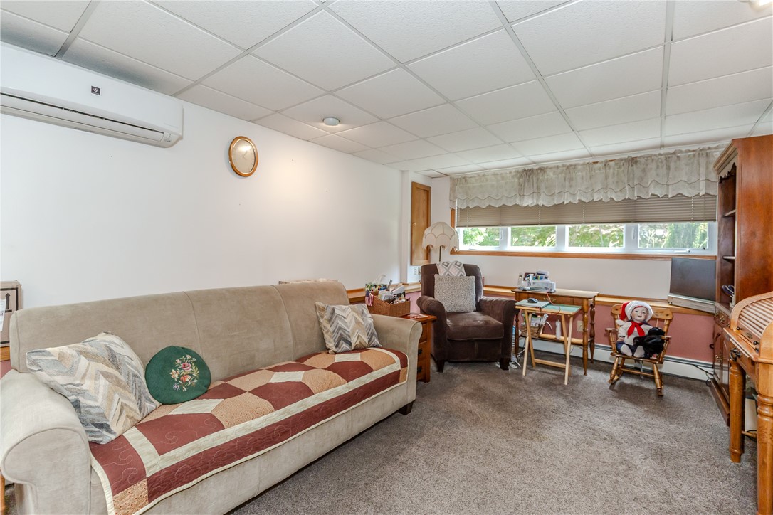 54 Colvintown Road Coventry, RI 02816 - Photo 37 of 50
