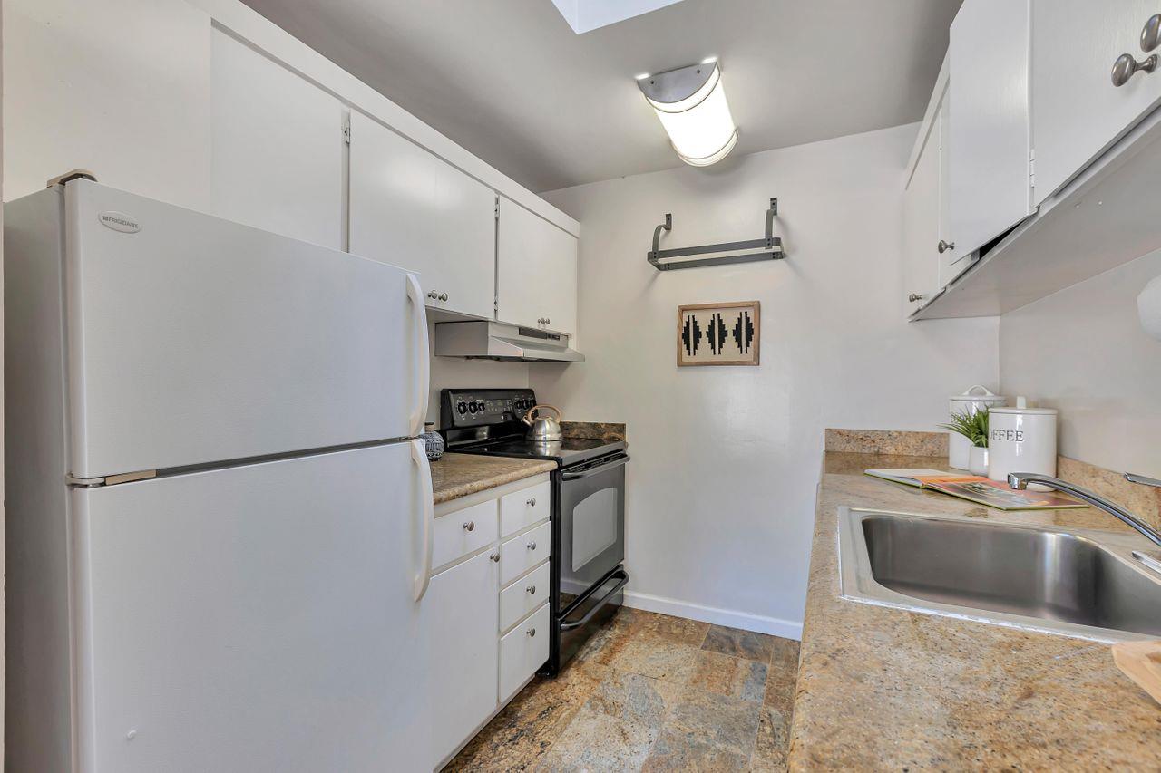 500 West Middlefield Road, Unit 169 Mountain View, CA 94043 - Photo 10 of 37 Gallery Image 10