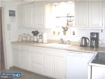 1023 Cardinal Road Audubon, PA 19403 - Photo 7 of 12 Gallery Image 7
