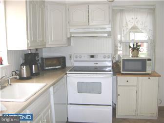 1023 Cardinal Road Audubon, PA 19403 - Photo 8 of 12 Gallery Image 8