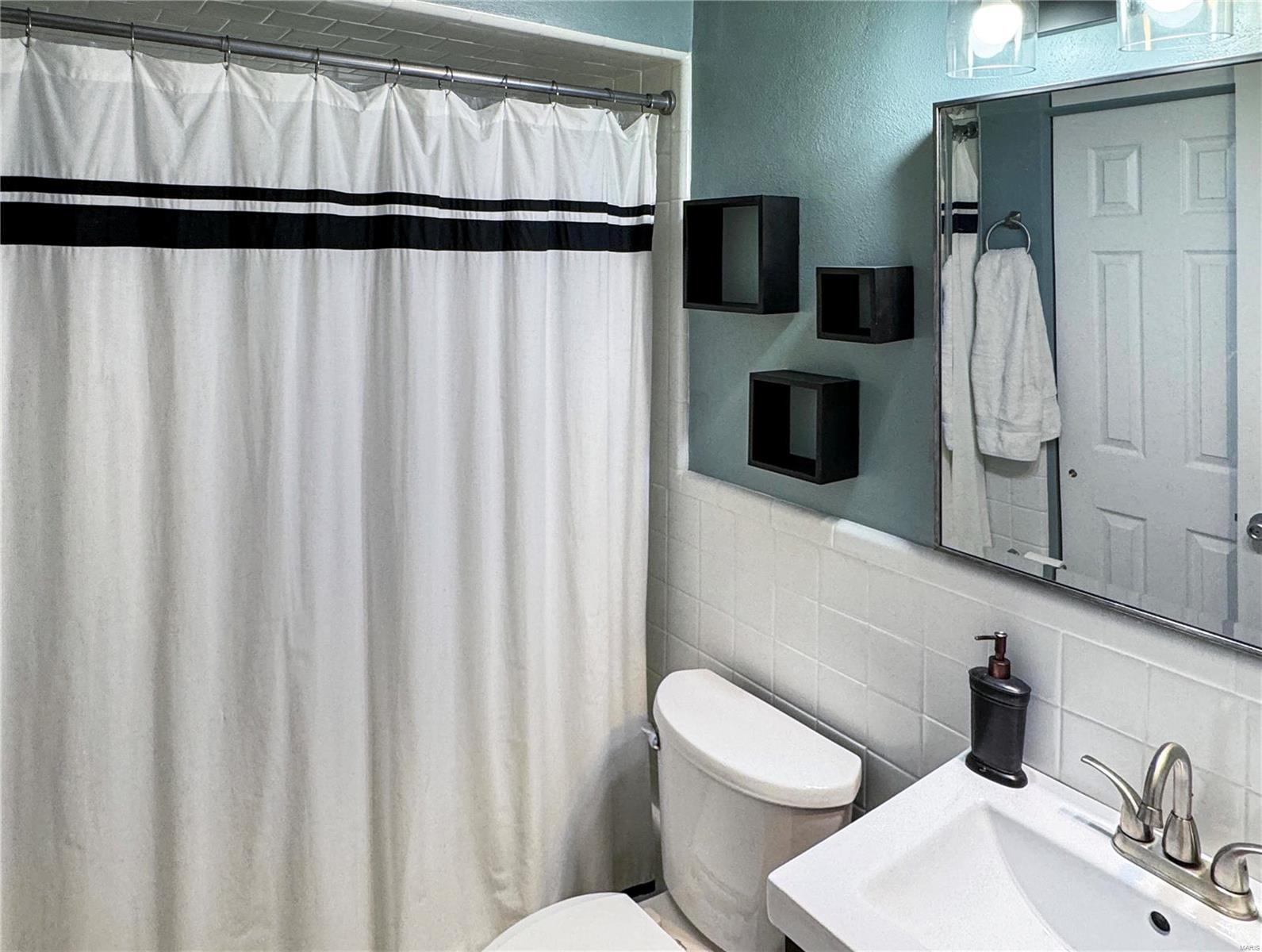 9230 Arban Drive St. Louis, MO 63126 - Photo 30 of 53