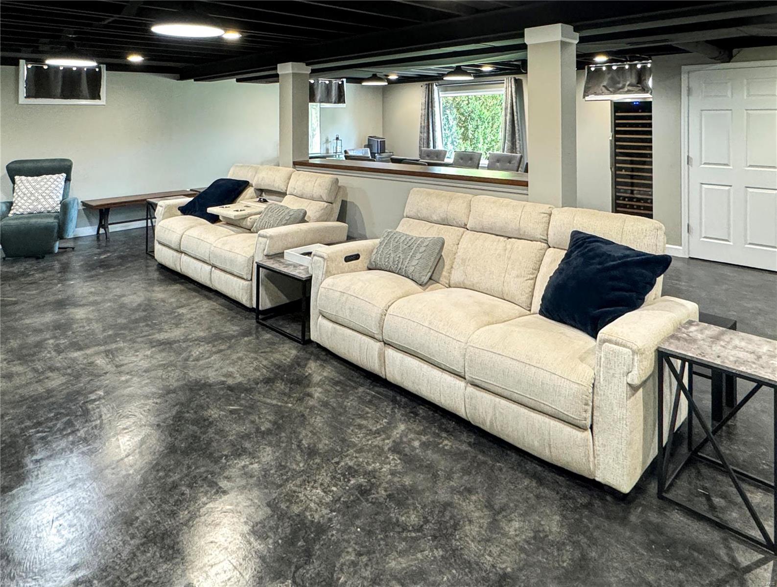 9230 Arban Drive St. Louis, MO 63126 - Photo 32 of 53