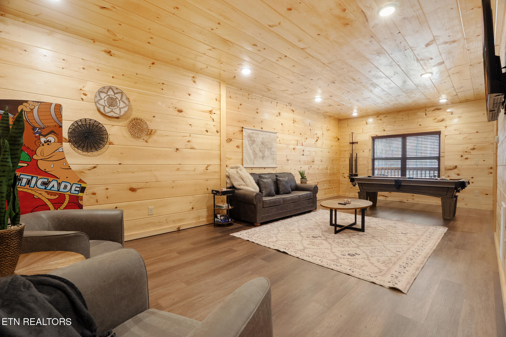 804 String Run Way Pigeon Forge, TN 37863 - Photo 22 of 33 dsc03147