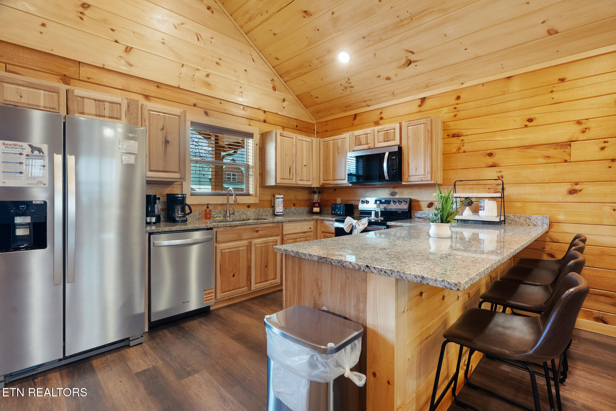 804 String Run Way Pigeon Forge, TN 37863 - Photo 8 of 33 dsc03087