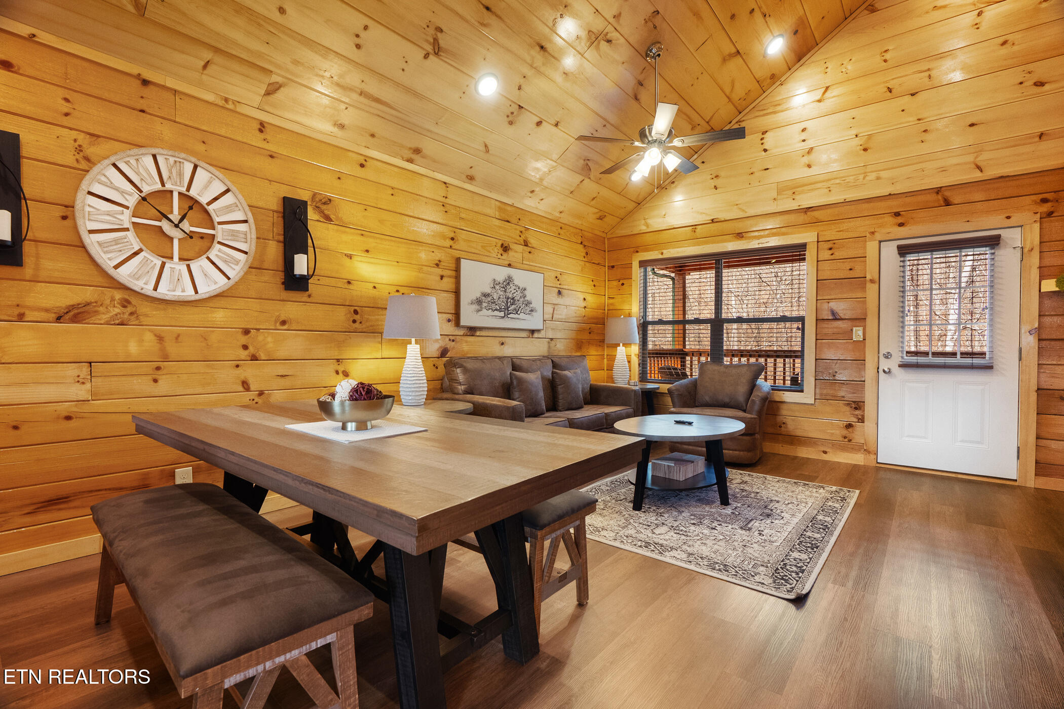 804 String Run Way Pigeon Forge, TN 37863 - Photo 10 of 33 dsc03097