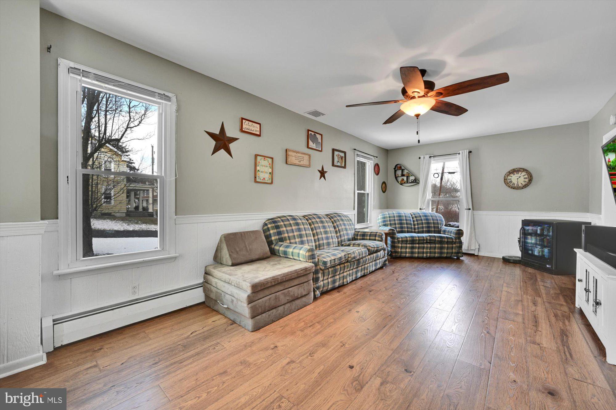746 Maple Street Lititz, PA 17543 - Photo 7 of 28 Spacious