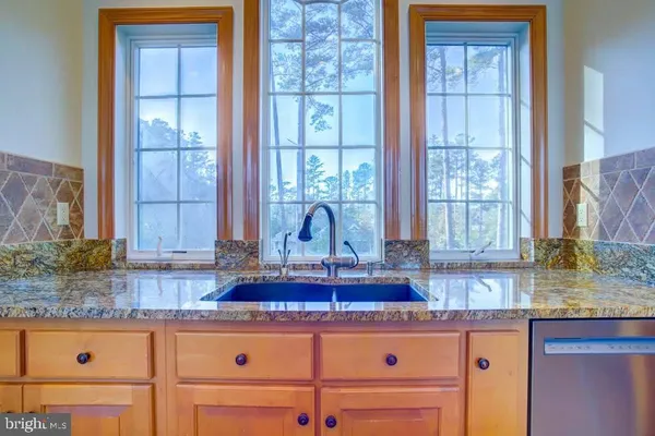 $1,100,000 | 25323 Oceanview Court, Accomac, VA 23301