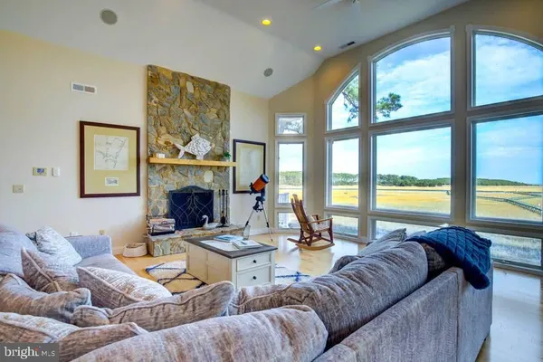 $1,100,000 | 25323 Oceanview Court, Accomac, VA 23301