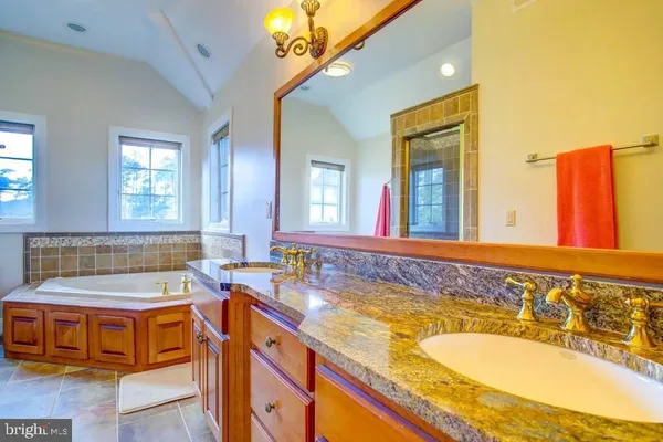 $1,100,000 | 25323 Oceanview Court, Accomac, VA 23301