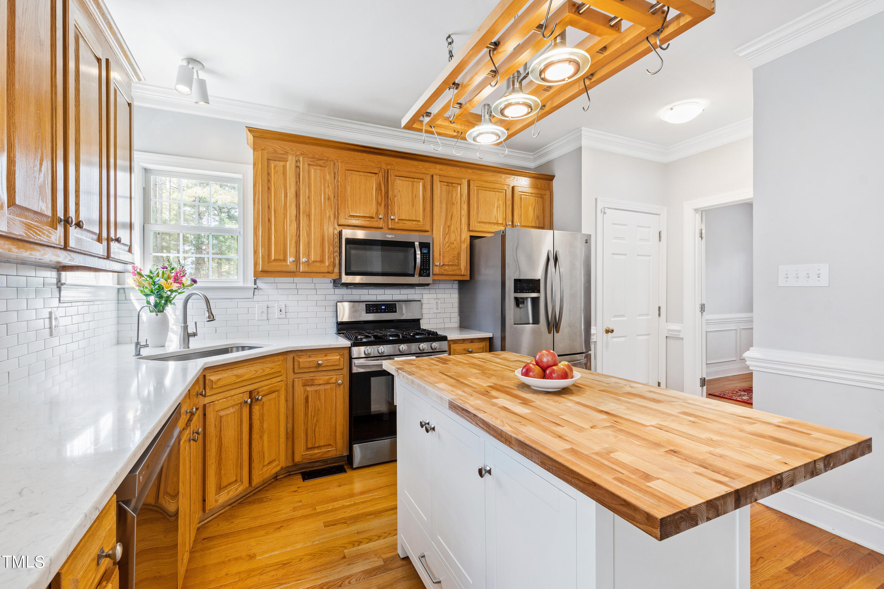 1901 Wheelerbrook Court Raleigh, NC 27603 - Photo 12 of 40 Kitchen 5