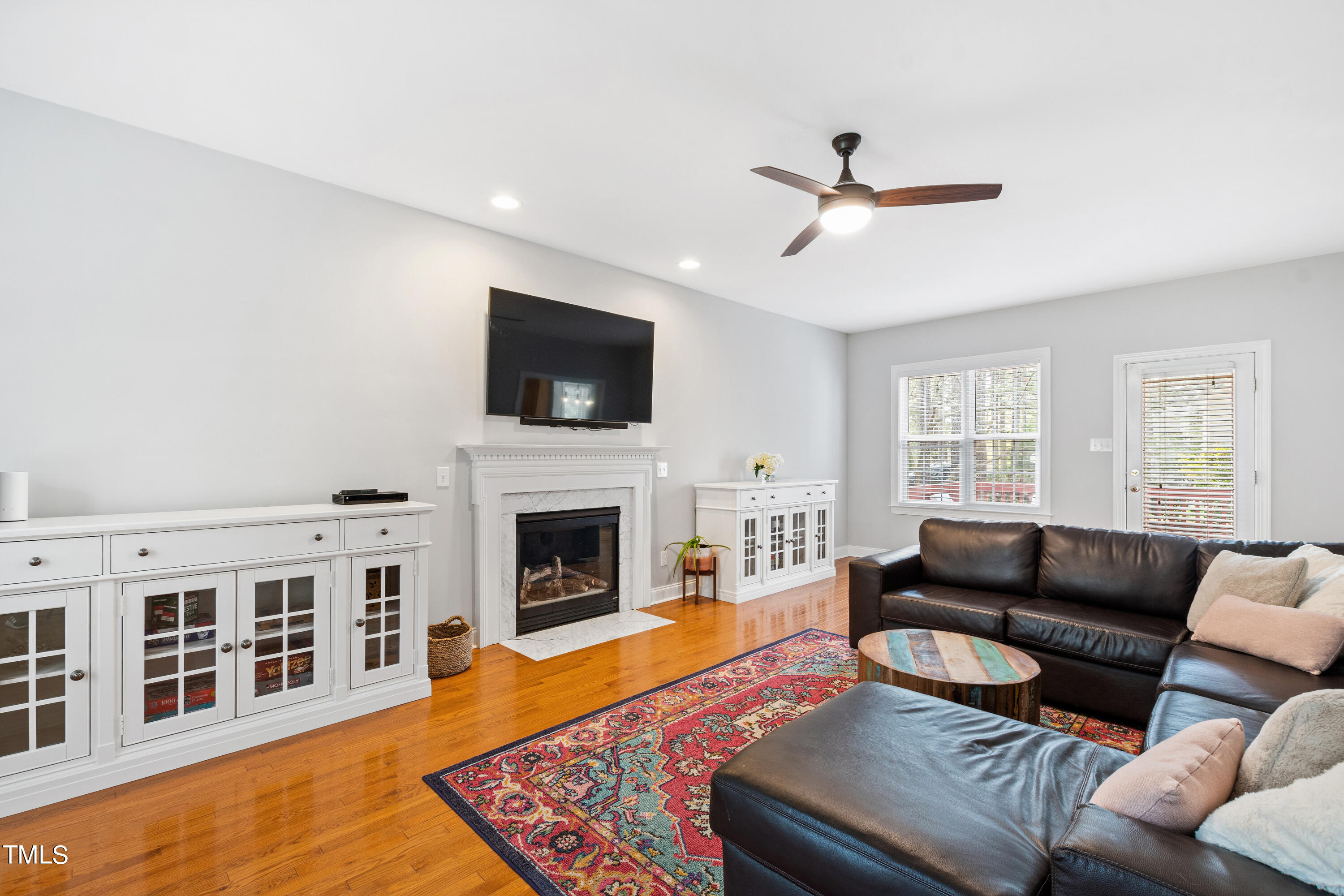 1901 Wheelerbrook Court Raleigh, NC 27603 - Photo 5 of 40 Living