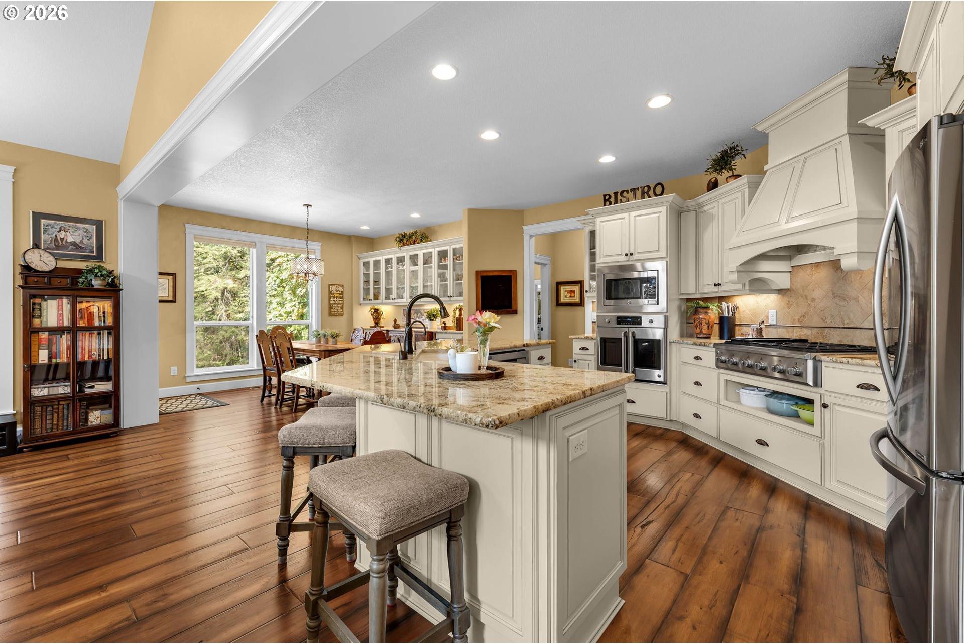 102 Northwest 164th Street Ridgefield, WA 98642 - Photo 5 of 28 Gallery Image 5
