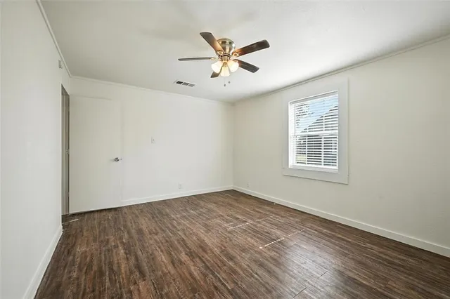 $1,025 | 504 Bonham Street, Tom Bean, TX 75491