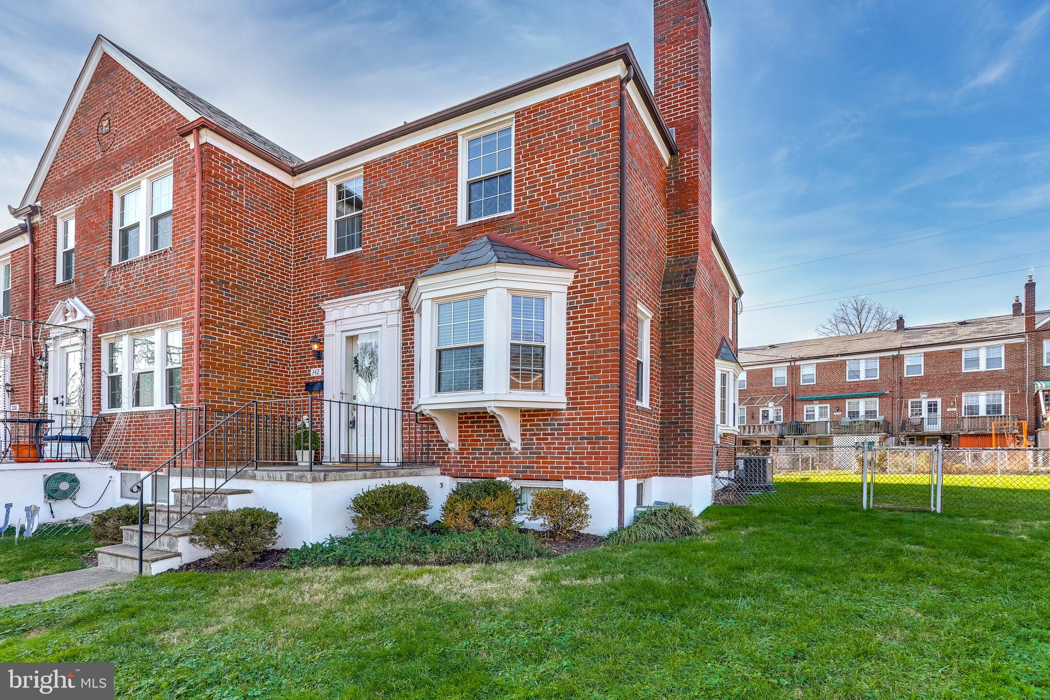 342 Lambeth Road Catonsville, MD 21228 - Photo 1 of 33