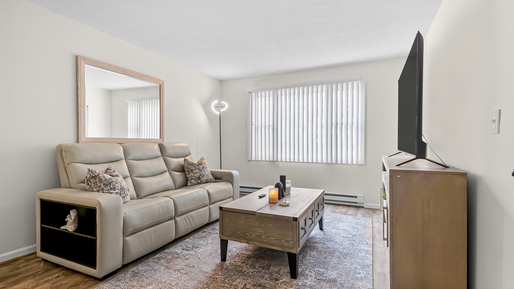 60 Chapin Street, Unit D Holyoke, MA 01040 - Photo 2 of 12