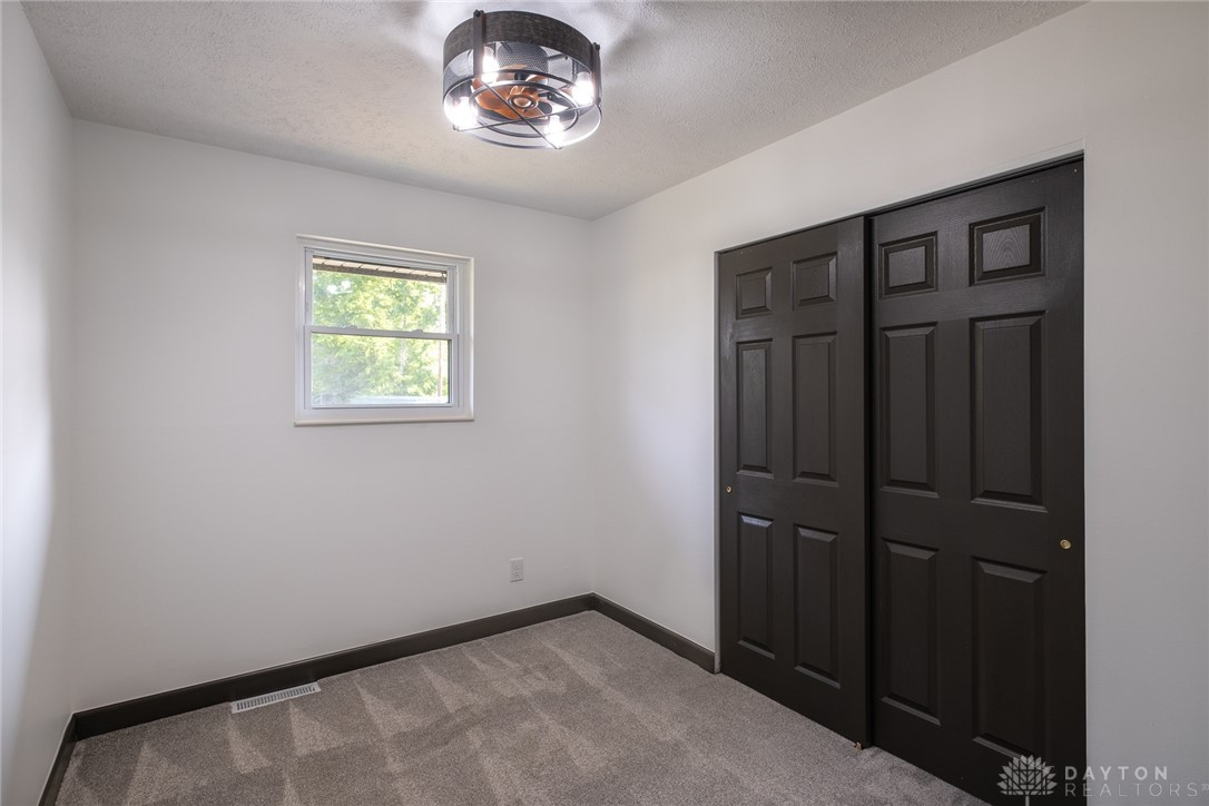 3475 Kemp Road Beavercreek, OH 45431 - Photo 15 of 27