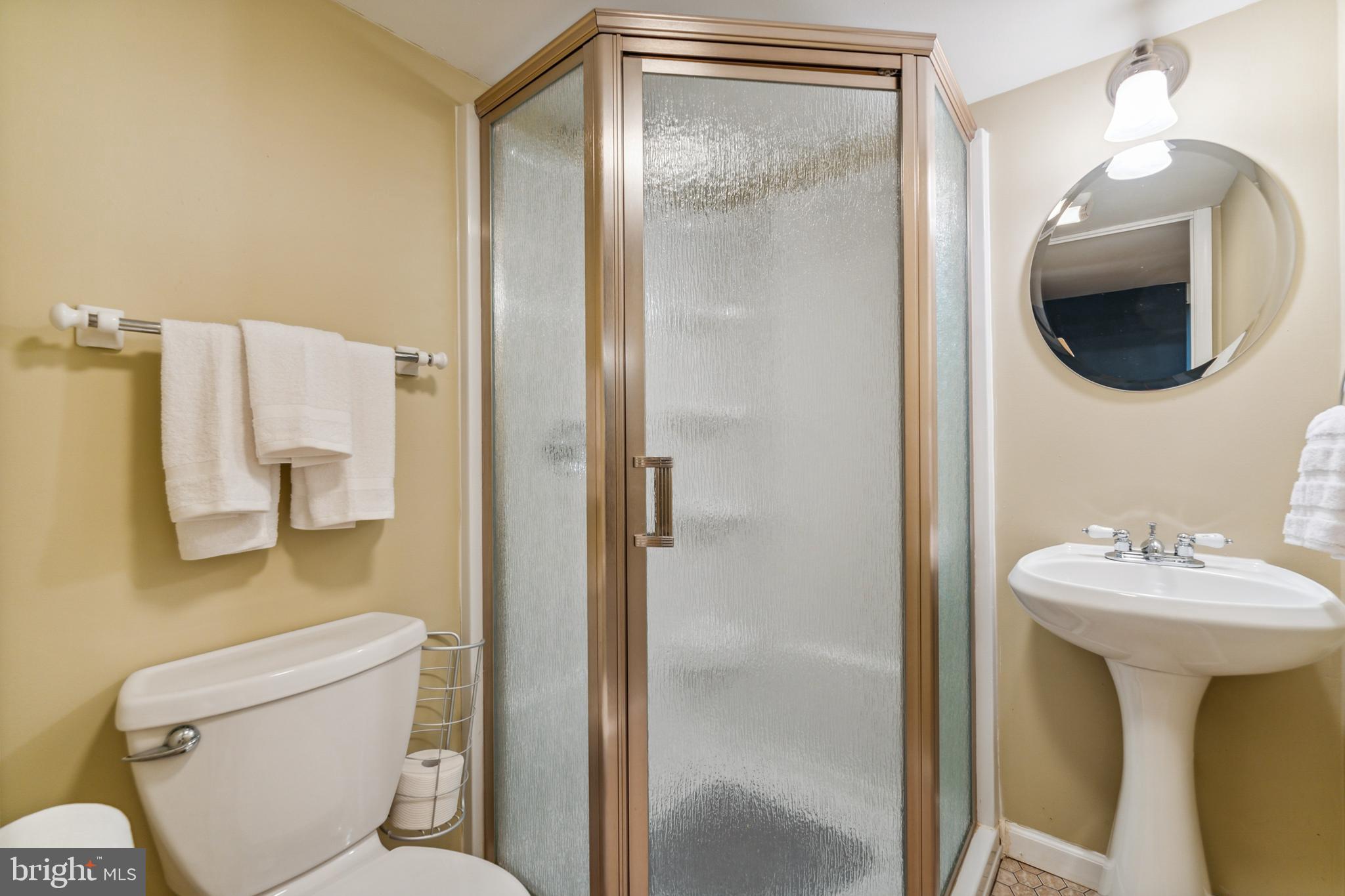 8006 Greeley Boulevard Springfield, VA 22152 - Photo 40 of 58 Full bath on LL