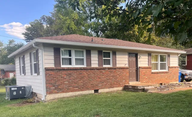 $224,000 | 813 Country Club Drive, Clarksville, TN 37043