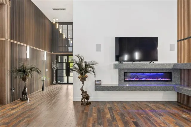 a view of house with a small yard